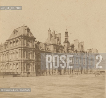 -PARIGI, SENZA INDICAZIONE DAUTORE, HOTEL DE VILLE, 1871. STAMPA ALLALBUMINA INCOLLATA SU CARTONE, FOTOGRAFIA STEREOSCOPICA, CM 17,5X6,9  ©ARCHIVIO Graziano Arici/Rosebud2  COMUNE DI PARIGI  FOTOANTICHE.-PARIS, NO AUTHORS INDICATION, HOTEL DE VILLE, 1871. ALBUMEN PHOTOGRAPH MOUNTED ON CARDBOARD, STEREOSCOPICAL PHOTOGRAPH, CM 17,5X6,9 ©Graziano Arici/Rosebud2 