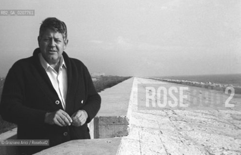 VENEZIA 1981 IL DISEGNATORE DI FUMETTI HUGO PRATT ©Graziano Arici/Rosebud2 ARTE  FUMETTO DISEGNO LIDO