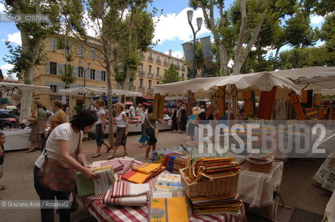 (FRANCIA-FRANCE) AIX-DE-PROVENCE: A MARKET  IN THE COURS MIRABEAU @ Graziano Arici/Rosebud2 GEO MERCATO