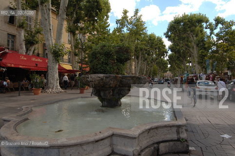 (FRANCIA-FRANCE) AIX-DE-PROVENCE: A FOUNTAIN  IN THE COURS MIRABEAU @ Graziano Arici/Rosebud2 GEO FONTANA
