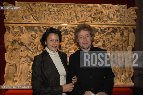 VENICE - 25/1/2008 - PALAZZO GRASSI : EXPOSITION ROMA AND I BARBARI - INAUGURATION:MONIQUE VEUTE WITH ALESSANDRO BARICCO ©Graziano Arici/Rosebud2