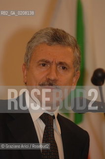 VENICE 9/3/2008 - THE MINISTER OF FOREIGN AFFAIRS MASSIMO DALEMA MEMBER OF DEMOCRATIC PARTY (PARTITO DEMOCRATICO - PD) DELIVERS HIS SPEECH DURING AN ELECTORAL MEETING AT ARCHITECTURE UNIVERSITY  ©Graziano Arici/Rosebud2 POLITICA