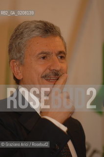 VENICE 9/3/2008 - THE MINISTER OF FOREIGN AFFAIRS MASSIMO DALEMA MEMBER OF DEMOCRATIC PARTY (PARTITO DEMOCRATICO - PD) DELIVERS HIS SPEECH DURING AN ELECTORAL MEETING AT ARCHITECTURE UNIVERSITY  ©Graziano Arici/Rosebud2 POLITICA