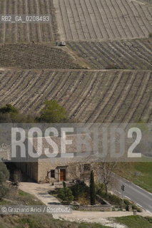 GORDES (PROVENCE, FRANCE) APRILE 2008 PANORAMA  ©Graziano Arici/Rosebud2  GEO