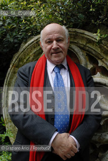 VENEZIA, 8.5.2008. THE FRENCH ART HISTORIAN AND ESSAYIST PIERRE ROSENBERG, MEMBER OF THE FRENCH ACADEMY (ACADEMIE FRANCAISE)AND ONORARY PRESIDENT OF THE LOUVRE MUSEUM © MARTABUSO/ARICI/GRAZIANERI PORTRAIT LITERATURE