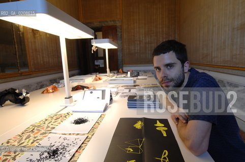 VENICE 11/5/08 - OPENING OF THE CLAUDIO BUZIOL FOUNDATION IN PALAZZO MANGILLI-VALMARANA: THE ARTIST LUCA TREVISANI ©Graziano Arici/Rosebud2 REPLAY MODA ARTE