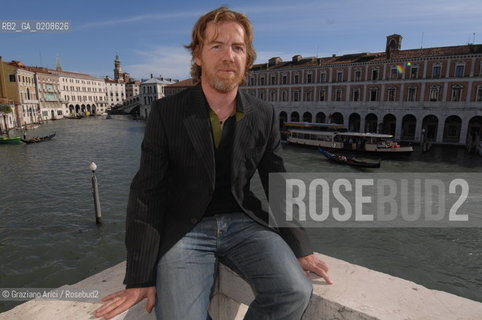 VENICE 11/5/08 - OPENING OF THE CLAUDIO BUZIOL FOUNDATION IN PALAZZO MANGILLI-VALMARANA: THE ARTISTIC CURATOR RENZO DI RIENZO ©Graziano Arici/Rosebud2 REPLAY MODA ARTE