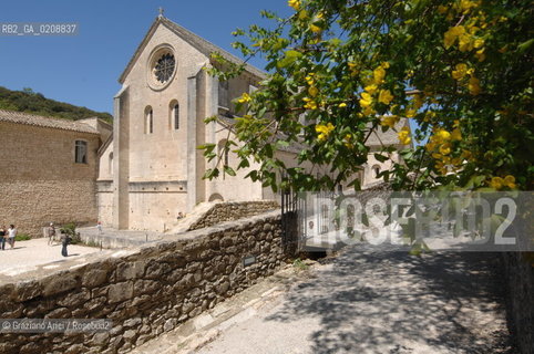 SENANQUE (FRANCE PROVENCE) MAY 2008 - SENANQUE ABBEY ©Graziano Arici/Rosebud2 ABBAZIA DI SENANQUE GEO