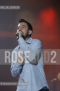 VENEZIA 20/06/08 - PARCO S.GIULIANO - HEINEKEN JAMMIN FESTIVAL : MIKE SHINODA OF THE ROCK BAND LINKIN PARK ©Graziano Arici/Rosebud2 MUSICA ROCK POP