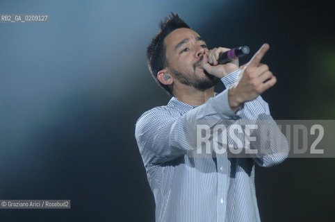 VENEZIA 20/06/08 - PARCO S.GIULIANO - HEINEKEN JAMMIN FESTIVAL : MIKE SHINODA OF THE ROCK BAND LINKIN PARK ©Graziano Arici/Rosebud2 MUSICA ROCK POP