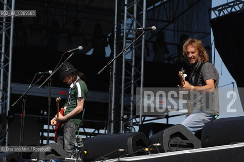 VENEZIA 20/06/08 - PARCO S.GIULIANO - HEINEKEN JAMMIN FESTIVAL : MARCO RAVELLI AND GIANMARIO RAGAZZI OF THE ROCK BAND MATMATA ©Graziano Arici/Rosebud2 MUSICA ROCK POP