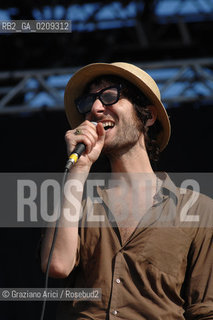 VENICE 22/06/08 - HEINEKEN JAMMIN FESTIVAL AT THE S.GIULIANO PARK - FRANCESCO BIANCONI OF THE ROCK BAND BAUSTELLE©Graziano Arici/Rosebud2 ROCK POP MUSICA