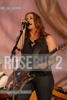 VENICE 22/06/08 - HEINEKEN JAMMIN FESTIVAL AT THE S.GIULIANO PARK - THE POP SINGER ALANIS MORISSETTE ©Graziano Arici/Rosebud2 ROCK POP MUSICA