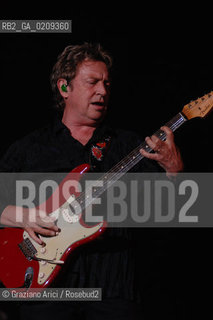 VENEZIA 20/06/08 - PARCO S.GIULIANO - HEINEKEN JAMMIN FESTIVAL : ANDY SUMMERS OF THE ROCK BAND THE POLICE @ Graziano Arici/Rosebud2 MUSICA POP ROCK