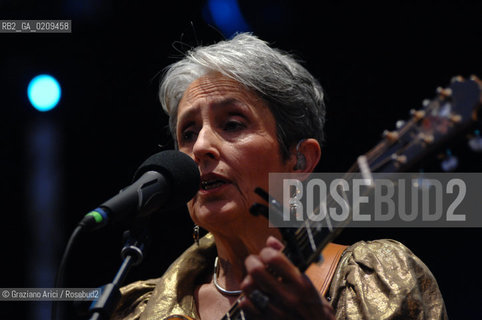 VENICE 22/07/08 THE MUSICIAN JOAN BAEZ IN CONCERT IN ST.MARKSS SQUARE @ Graziano Arici/Rosebud2 CONCERTO MUSICA POP ROCK FOLK