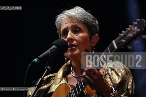 VENICE 22/07/08 THE MUSICIAN JOAN BAEZ IN CONCERT IN ST.MARKSS SQUARE @ Graziano Arici/Rosebud2 CONCERTO MUSICA POP ROCK FOLK