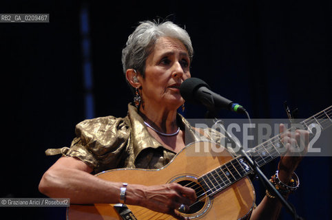 VENICE 22/07/08 THE MUSICIAN JOAN BAEZ IN CONCERT IN ST.MARKSS SQUARE @ Graziano Arici/Rosebud2 CONCERTO MUSICA POP ROCK FOLK