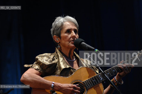 VENICE 22/07/08 THE MUSICIAN JOAN BAEZ IN CONCERT IN ST.MARKSS SQUARE @ Graziano Arici/Rosebud2 CONCERTO MUSICA POP ROCK FOLK