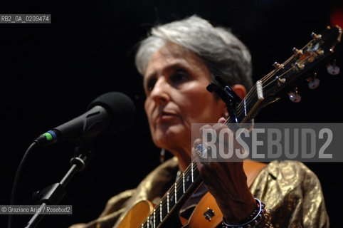 VENICE 22/07/08 THE MUSICIAN JOAN BAEZ IN CONCERT IN ST.MARKSS SQUARE @ Graziano Arici/Rosebud2 CONCERTO MUSICA POP ROCK FOLK