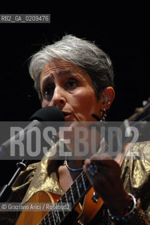 VENICE 22/07/08 THE MUSICIAN JOAN BAEZ IN CONCERT IN ST.MARKSS SQUARE @ Graziano Arici/Rosebud2 CONCERTO MUSICA POP ROCK FOLK