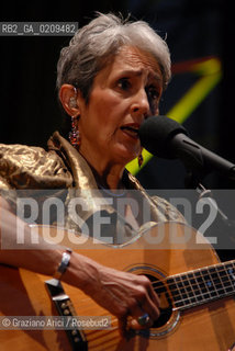 VENICE 22/07/08 THE MUSICIAN JOAN BAEZ IN CONCERT IN ST.MARKSS SQUARE © MARTABUSO/ARICI CONCERTO MUSICA POP ROCK FOLK