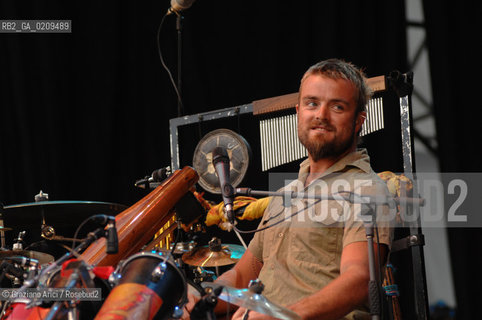 VENICE 22/07/08 THE MUSICIAN XAVIER RUDD IN CONCERT IN ST.MARKSS SQUARE @ Graziano Arici/Rosebud2 CONCERTO MUSICA POP ROCK