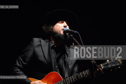 VENICE 22/07/08 THE MUSICIAN VINICIO CAPOSSELA IN CONCERT IN ST.MARKSS SQUARE ©Graziano Arici/Rosebud2 CONCERTO MUSICA POP ROCK FOLK