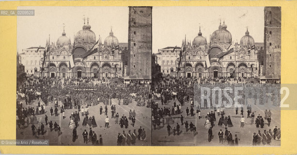 -VENEZIA, SENZA INDICAZIONE DAUTORE, PIAZZA S.MARCO CON BANDA DELLESERCITO AUSTRIACO, ANTE 1866 C.A. POSITIVO ALLALBUMINA MONTATO SU CARTONE, FOTOGRAFIA STEREOSCOPICA, CM 16,5X8,4 ©ARCHIVIO Graziano Arici/Rosebud2  GENTE, BANDIERA BANDA MUSICALE FOTOANTICHE.-VENICE, NO AUTHORS INDICATION, PIAZZA S.MARCO CON BANDA DELLESERCITO AUSTRIACO, ANTE 1866 C.A. ALBUMEN POSITIVE MOUNTED ON CARDBOARD, STEREOSCOPICAL PHOTOGRAPH CM 16,5X8,4 ©Graziano Arici / rosebud2