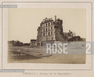 -PARIGI, SENZA INDICAZIONE DAUTORE, AVENUE DE NEUILLY – MAISON DE LA REPUBLIQUE, SENZA DATA. STAMPA ALLALBUMINA INCOLLATA SU CARTONE CM 8,7X5,2  ©ARCHIVIO Graziano Arici/Rosebud2  LA COMUNE DI PARIGI, ROVINE, FOTOANTICHE.-PARIS, NO AUTHORS INDICATION, AVENUE DE NEUILLY – MAISON DE LA REPUBLIQUE, UNDATED. ALBUMEN PHOTOGRAPH MOUNTED ON CARDBOARD CM 8,7X5,2  ©Graziano Arici / rosebud2