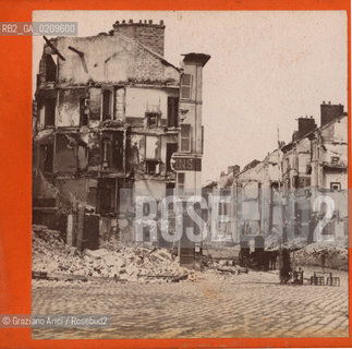 -PARIGI, SENZA INDICAZIONE DAUTORE, ROVINE DOPO LA COMUNE, SENZA DATA. POSITIVO ALLALBUMINA MONTATO SU CARTONE, FOTOGRAFIA STEREOSCOPICA, CM 17,5X8,6    ©ARCHIVIO Graziano Arici/Rosebud2  LA COMUNE DI PARIGI, ROVINE, FOTOANTICHE.-PARIS, NO AUTHORS INDICATION, ROVINE DOPO LA COMUNE, UNDATED. ALBUMEN POSITIVE MOUNTED ON CARDBOARD, STEREOSCOPICAL PHOTOGRAPH CM 17,5X8,6 ©Graziano Arici/Rosebud2 