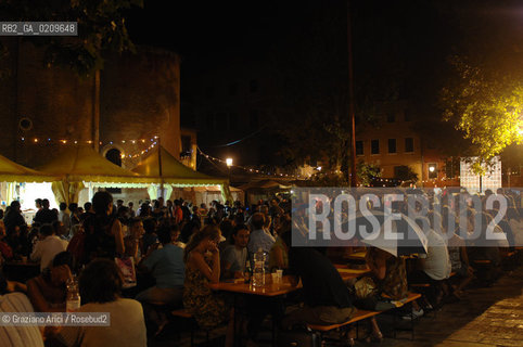 VENEZIA AGOSTO 2008 - FESTA IN CAMPO DI S.GIACOMO BENEFICA ©Graziano Arici/Rosebud2