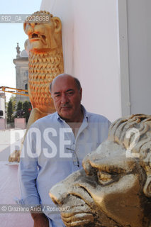 VENICE 25/08/08 65th VENICE FILM FESTIVAL - THE PALACE FILM FESTIVAL IN PREPARATION WITH THE PRODUCTION DESIGNER DANTE FERRETTI ©Graziano Arici/Rosebud2 BIENNALE CINEMA PREMIO OSCAR