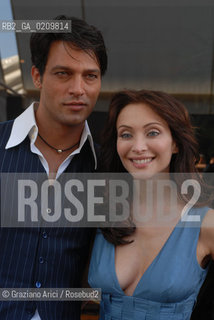 VENICE, 28.08.08. 65th VENICE INTERNATIONAL FILM FESTIVAL. THE ITALIAN ACTRESS ISABELLA ORSINI WITH THE ACTOR GABRIEL GARKO © MARTABUSO/ARICI/GRAZIANERI CINEMA