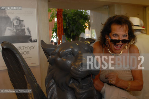 VENICE, 28.08.08. 65th VENICE INTERNATIONAL FILM FESTIVAL. THE ACTRESS CLAUDIA CARDINALE © MARTABUSO/ARICI/GRAZIANERI CINEMA