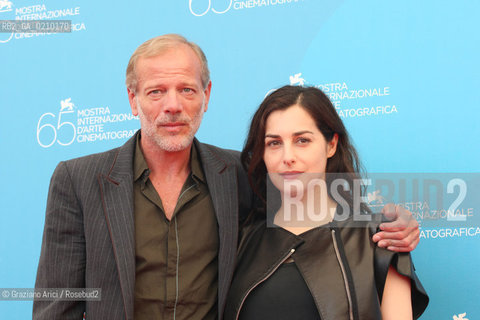 02/09/08 - 65th VENICE  INTERNATIONAL FILM FESTIVAL - FILM: NUIT DE CHIEN. THE ACTOR PASCAL GREGGORY WITH THE ACTRESS AMIRA CASAR.