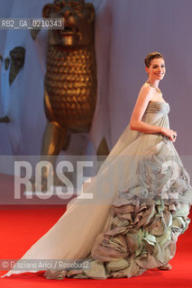 03/09/08 - 65th VENICE  INTERNATIONAL FILM FESTIVAL - FILM: RACHEL GETTING MARRIED. THE ACTRESS ANNE HATHAWAY