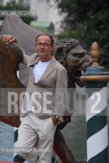 VENICE, 04.09.08. 65th VENICE INTERNATIONAL FILM FESTIVAL. THE FILM DIRECTOR PAPPI CORSICATO © MARTABUSO/ARICI/GRAZIANERI CINEMA