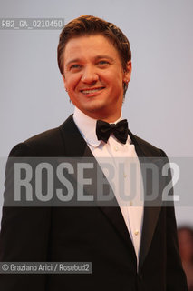 04/09/08 - 65th VENICE  INTERNATIONAL FILM FESTIVAL - RED CARPET FILM: THE HURT LOCKER. THE ACTOR JEREMY RENNER
