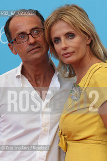 05/09/08 - 65th VENICE  INTERNATIONAL FILM FESTIVAL - FILM: IL SEME DELLA DISCORDIA. THE DIRECTOR PAPPI CORSICATO WITH THE ACTRESS ISABELLA FERRARI