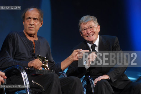 05/09/08 - 65th VENICE  INTERNATIONAL FILM FESTIVAL - ADRIANO CELENTANO GIVE THE GOLDEN LION FOR LIFETIME ACHIEVEMENT TO ERMANNO OLMI