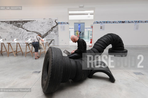 VENICE 11/09/08 - 11th INTERNATIONAL ARCHITECTURE EXIBITION OF BIENNALE : REFUNK/SALONE DI GOMME BY OUDENDIJK AND KORBES AND INTERNATIONAL FESTIVAL  ITS ONLY ROCK AND ROLL ©Graziano Arici/Rosebud2 BIENNALE ARCHITETTURA ARCHITETTO