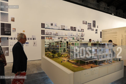 VENICE 11/09/08 - 11th INTERNATIONAL ARCHITECTURE EXIBITION OF BIENNALE : ARSENALE - THE ITALIAN PAVILLION : HOUSING EVOLUTION E LA CASA DA 100K€ BY MARIO CUCINELLA ©Graziano Arici/Rosebud2 BIENNALE ARCHITETTURA ARCHITETTO