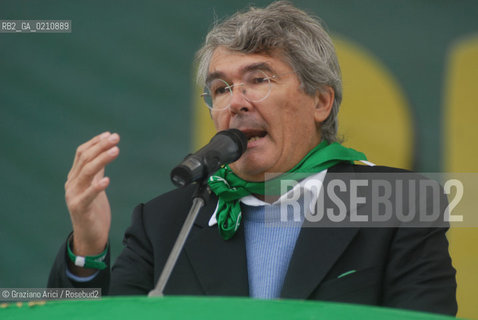 VENEZIA, 14-09-2008. FESTA DEI POPOLI PADANI ORGANIZZATA DA LEGA NORD. ROBERTO CASTELLI, SOTTOSEGRETARIO ALLE INFRASTRUTTURE E AI TRASPORTI © MARTABUSO/ARICI/GRAZIANERI POLITICA  POLITICA