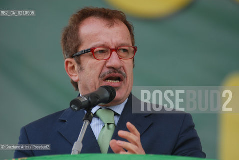 VENEZIA, 14-09-2008. FESTA DEI POPOLI PADANI ORGANIZZATA DA LEGA NORD.IL MINISTRO DELLINTERNO ROBERTO MARONI © MARTABUSO/ARICI/GRAZIANERI POLITICA  POLITICA