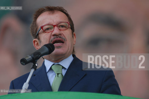 VENEZIA, 14-09-2008. FESTA DEI POPOLI PADANI ORGANIZZATA DA LEGA NORD.IL MINISTRO DELLINTERNO ROBERTO MARONI © MARTABUSO/ARICI/GRAZIANERI POLITICA  POLITICA