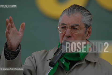 VENEZIA, 14-09-2008. FESTA DEI POPOLI PADANI ORGANIZZATA DA LEGA NORD. IL LEADER DELLA LEGA NORD UMBERTO BOSSI © MARTABUSO/ARICI/GRAZIANERI POLITICA  POLITICA