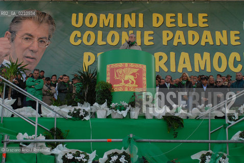 VENEZIA, 14-09-2008. FESTA DEI POPOLI PADANI ORGANIZZATA DA LEGA NORD. IL LEADER DELLA LEGA NORD UMBERTO BOSSI © MARTABUSO/ARICI/GRAZIANERI POLITICA  POLITICA