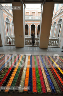 VENICE 24/09/08 THE EXPOSITION IN PALAZZO GRASSI  ITALICS  WITH THE WORK LE BANDIERE DI TUTTO IL MONDO BY MARIO CEROLI  ©Graziano Arici/Rosebud2 ARTE CONTEMPORANEA