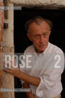 VENICE 24/09/08 THE EXPOSITION IN PALAZZO GRASSI  ITALICS  PERFORMANCE OF THE ARTIST CENCIO EULISSE  © MARTA BUSO/ARICI/GRAZIANERI ARTE CONTEMPORANEA