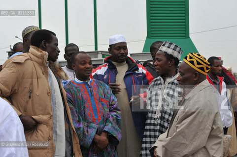 VENICE 30 SEPTEMBER 2008 THE HOLIDAY FOR THE END OF RAMADAM IN VILLORBA BASKET STADIUM OF BENETTON - PALAVERDE  ©Graziano Arici/Rosebud2 ISLAM MUSSULMANI EXTRACOMUNITARI RELIGIONE